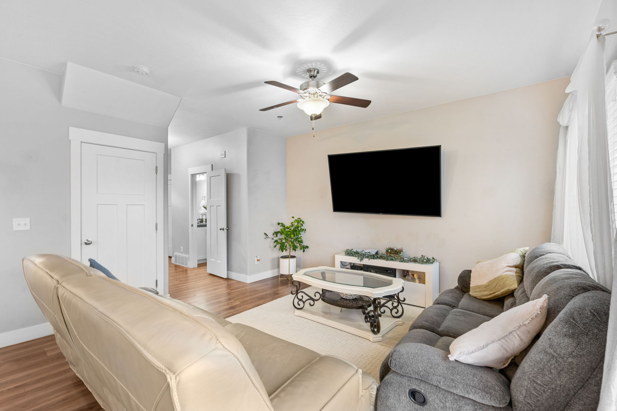 SILVERLAKE - Residential