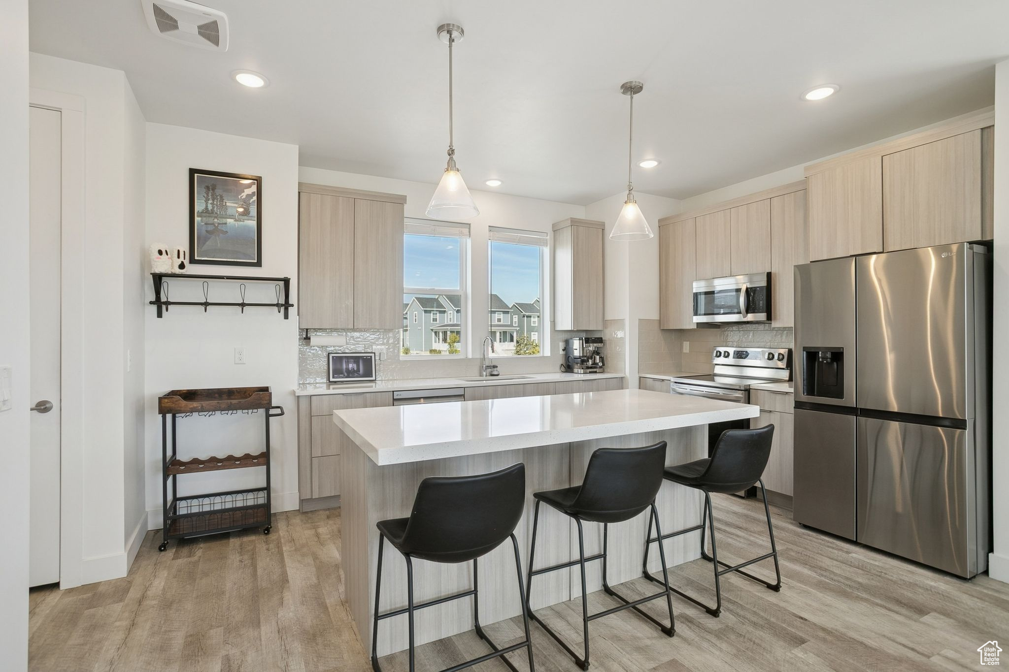 DAYBREAK VILLAGE 8 PLAT 9 - Residential