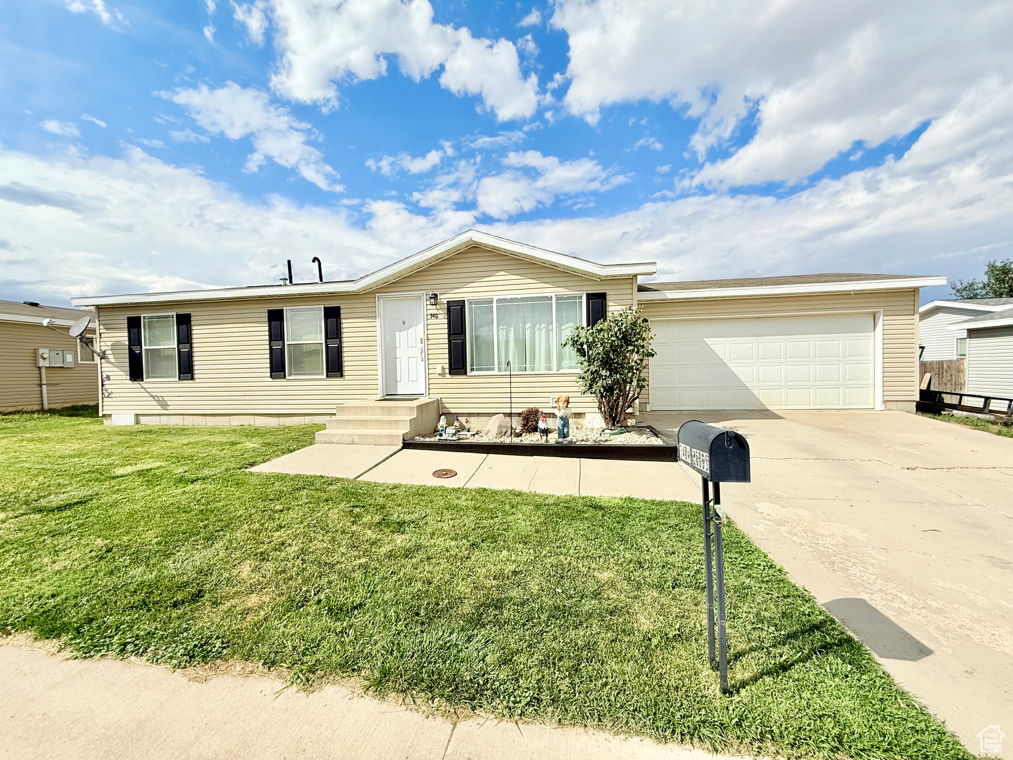 SUNBURST TERRACE PLANNED UNIT DEVELOPMEN - Residential