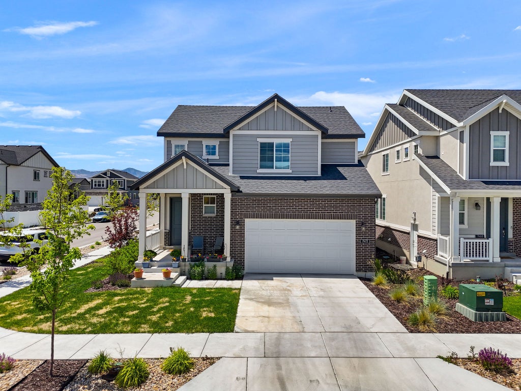 Photo of 7472 S MORO ROCK LN #7, West Jordan, UT 84084 (MLS # 2165334)