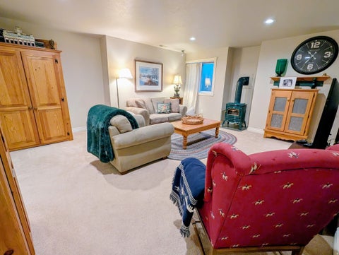Tiny photo for 289 W BURTON LN S, Kaysville, UT 84037 (MLS # 2175652)