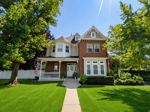 Tiny photo for 289 W BURTON LN S, Kaysville, UT 84037 (MLS # 2175652)