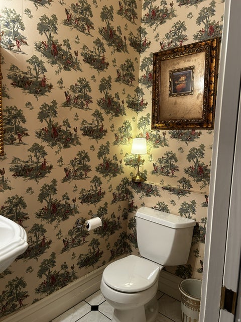 Tiny photo for 289 W BURTON LN S, Kaysville, UT 84037 (MLS # 2175652)