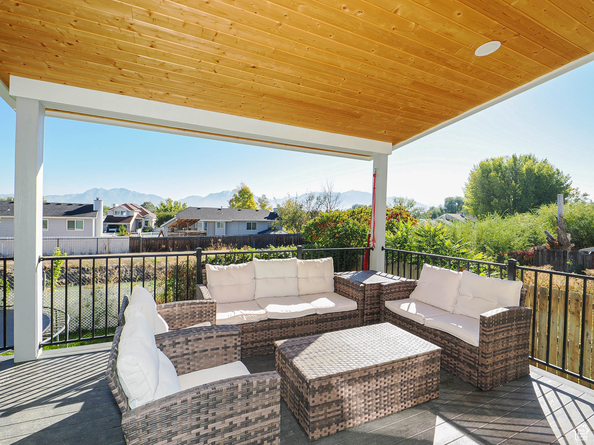 MEADOW GREEN FARMS - Residential