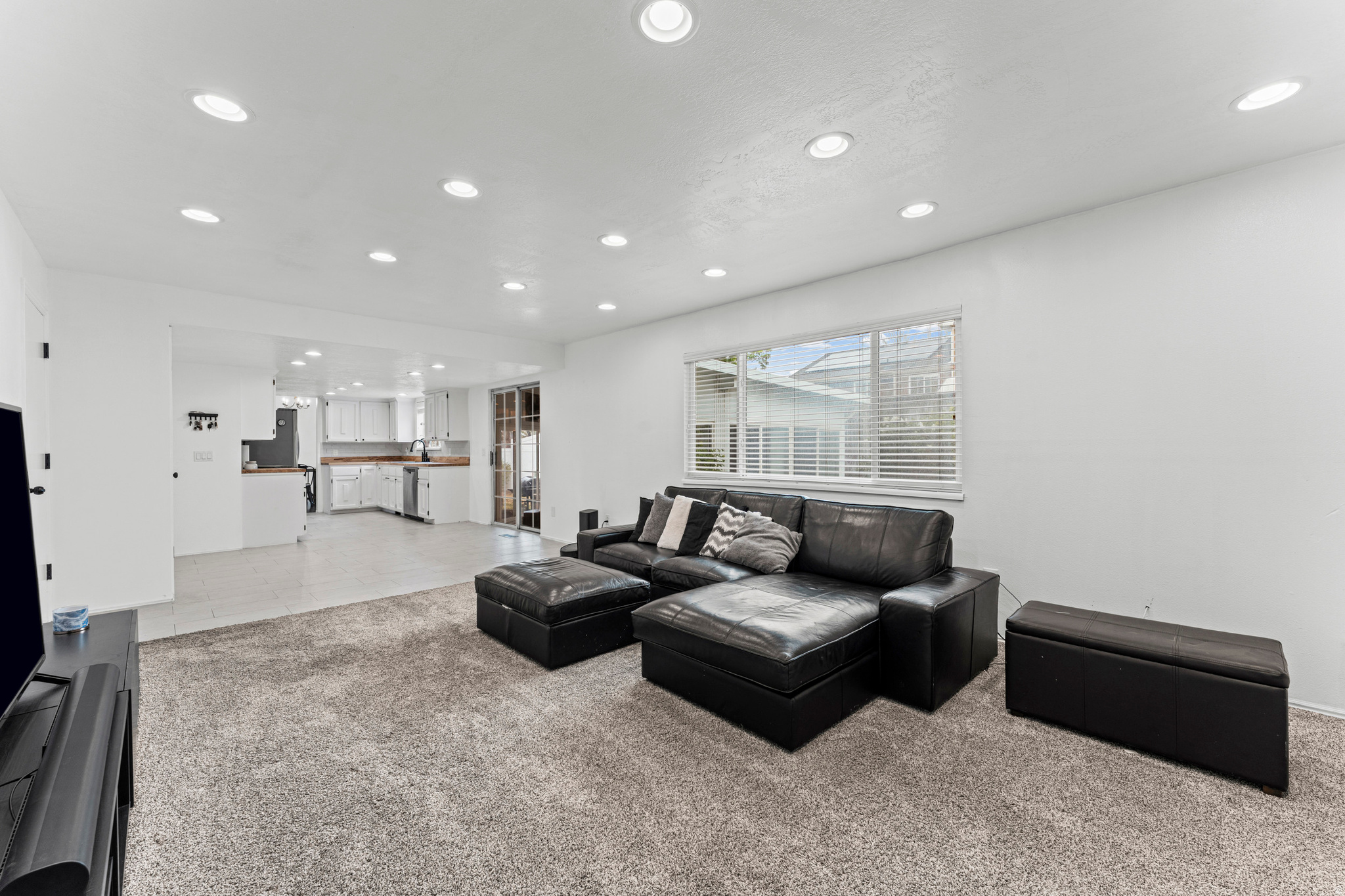 EASTRIDGE #4 - Residential