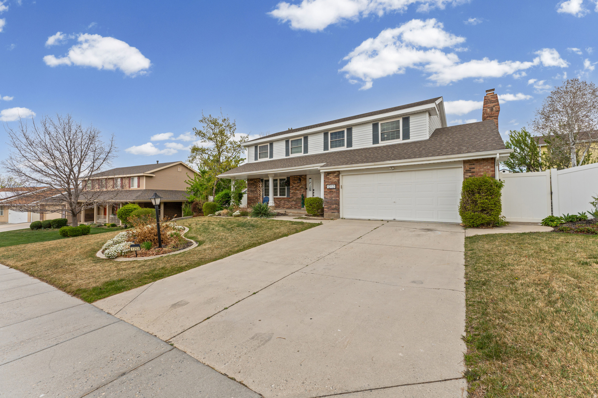 EASTRIDGE #4 - Residential