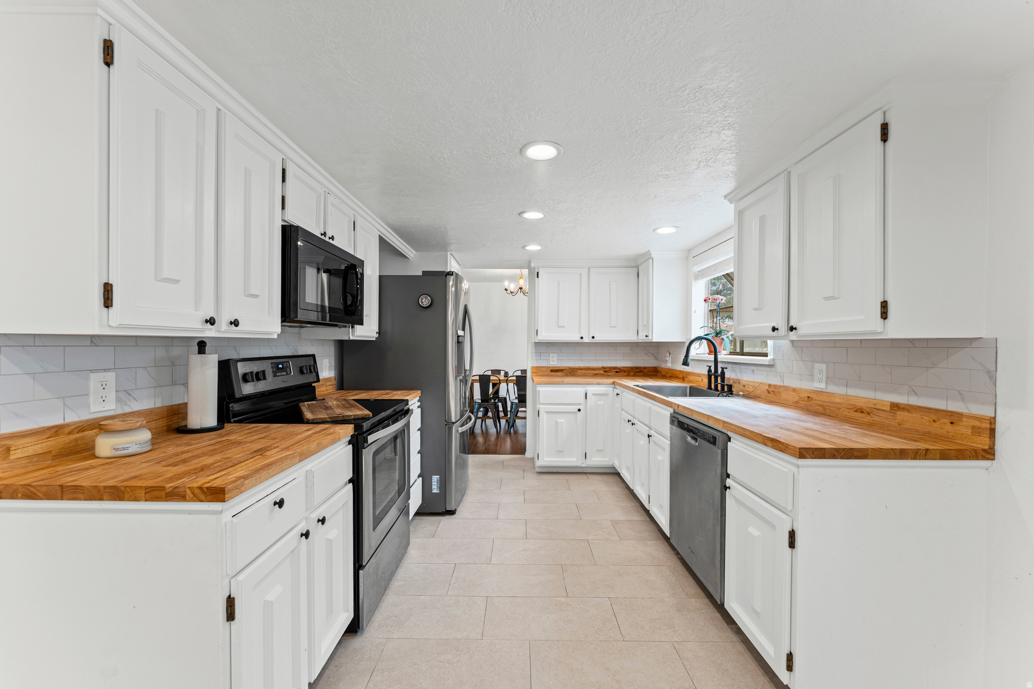 EASTRIDGE #4 - Residential