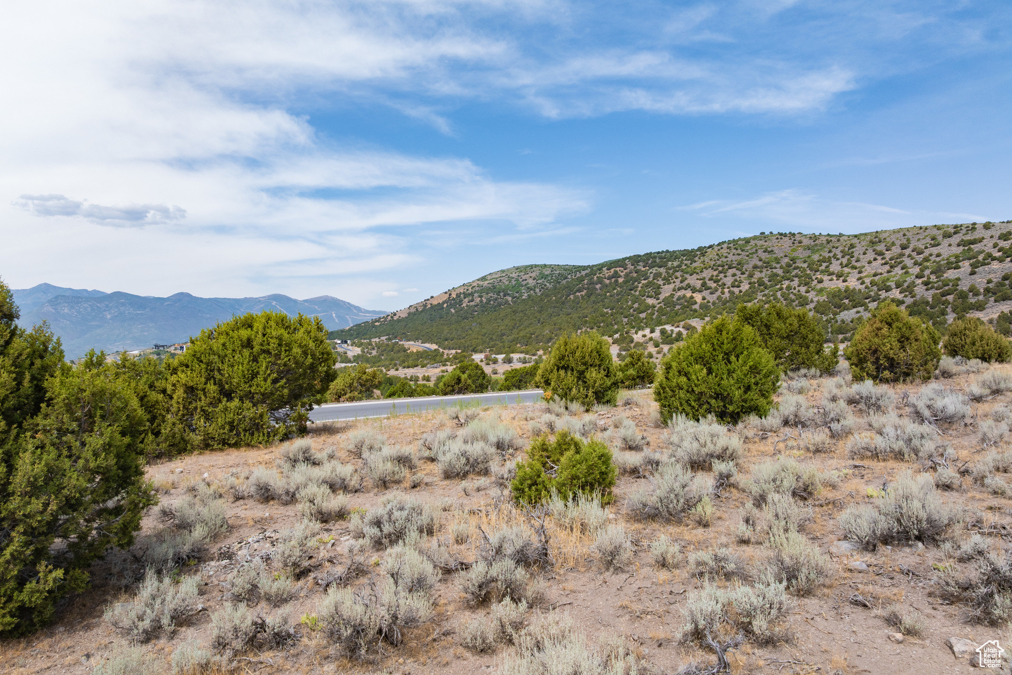 RED LEDGES - Land