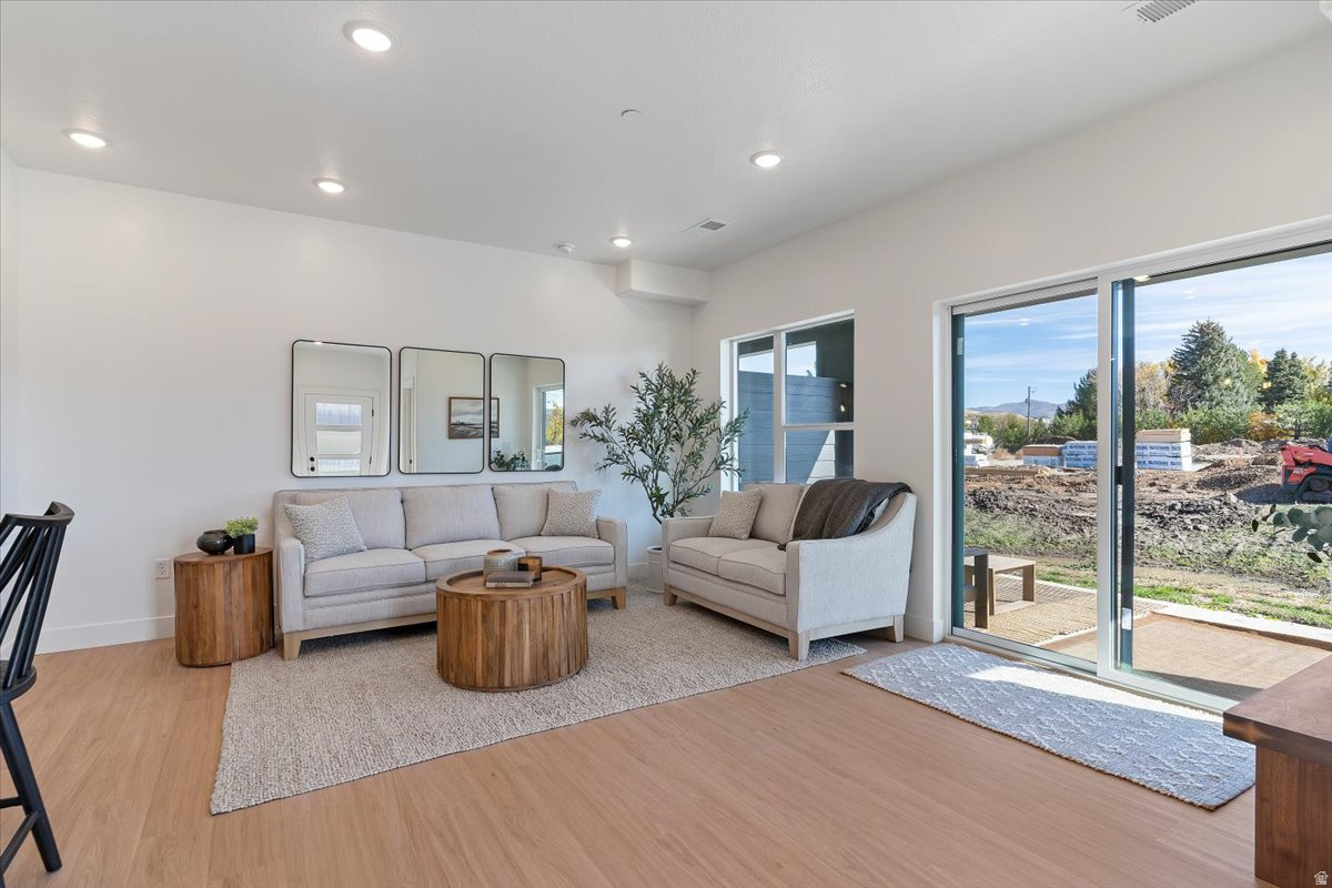 PEAKS TOWNHOMES - Residential