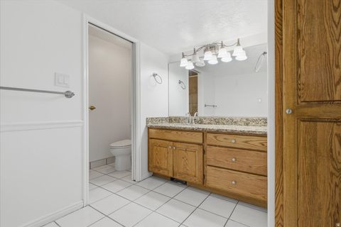 Tiny photo for 8228 S SET POINT CIR E, Sandy, UT 84093 (MLS # 2156429)