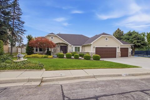 Tiny photo for 8228 S SET POINT CIR E, Sandy, UT 84093 (MLS # 2156429)