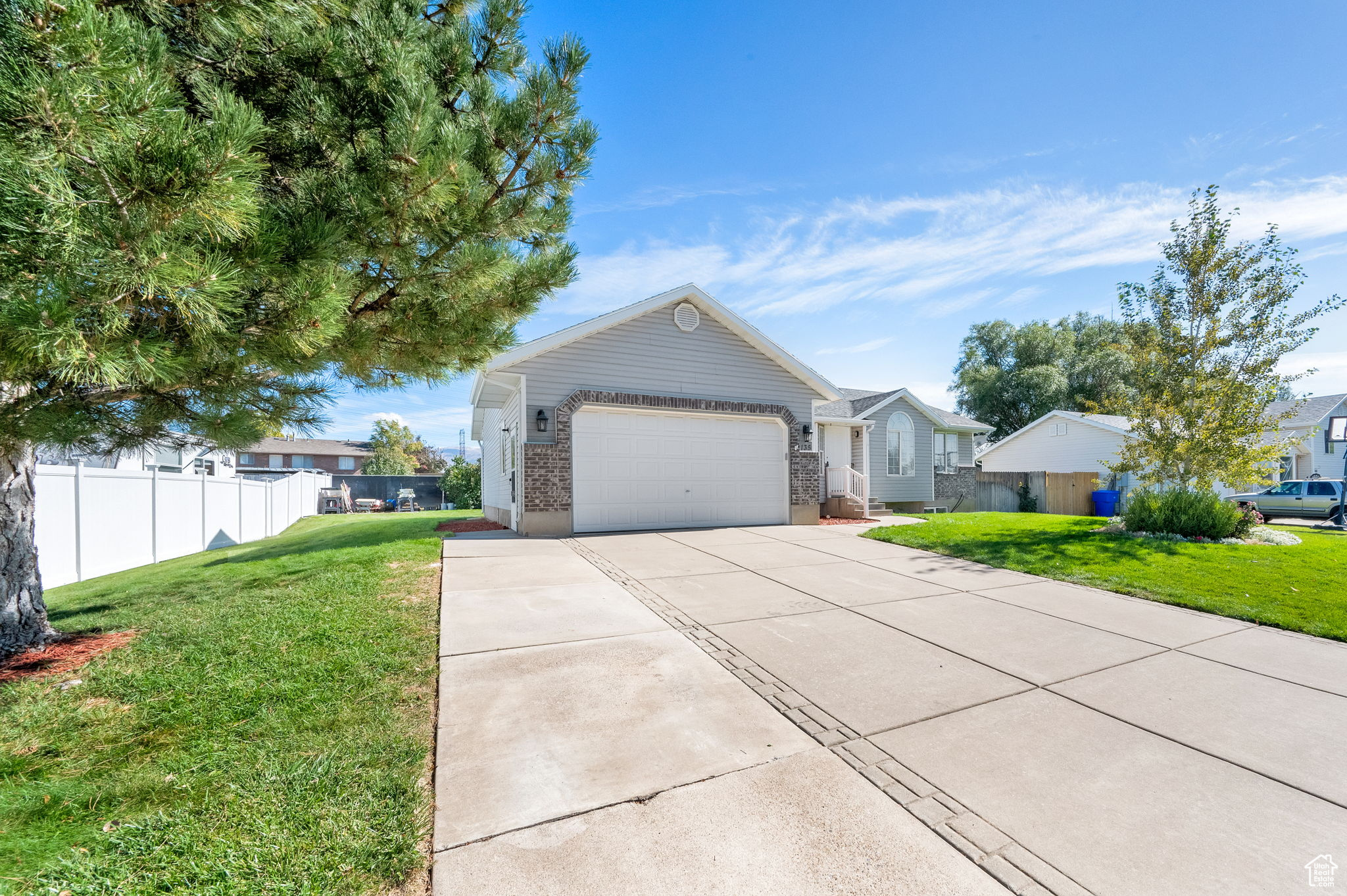 OAKCREST ESTATES - Residential