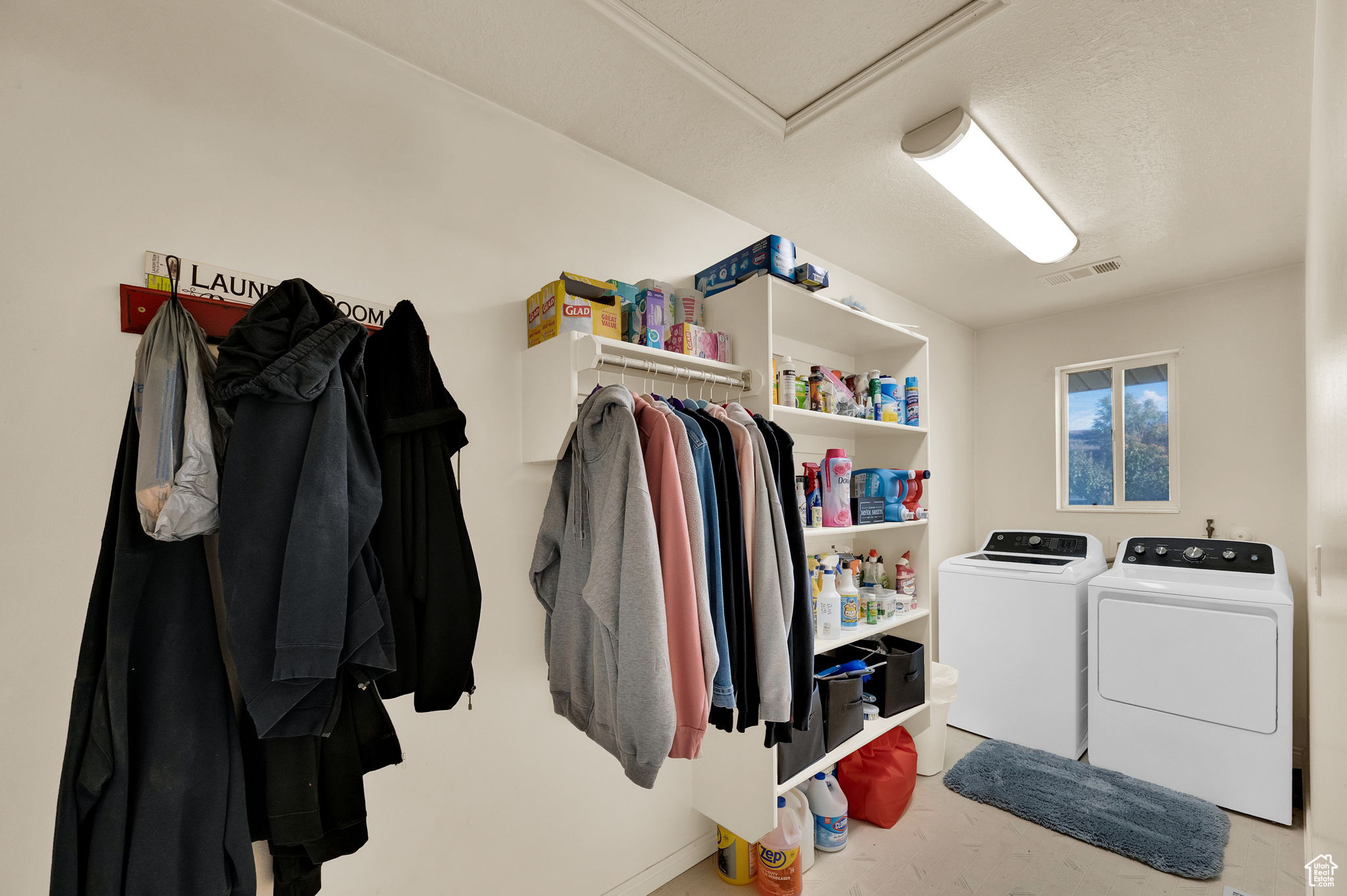 OAKCREST ESTATES - Residential