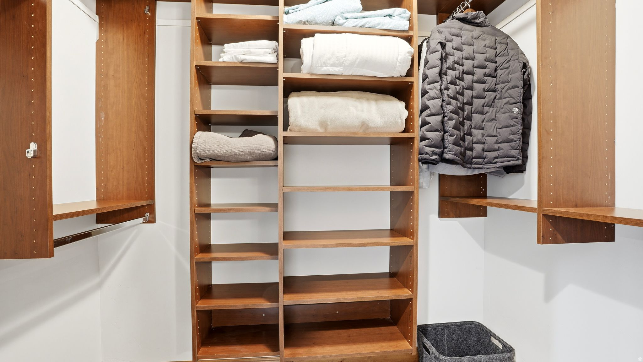 SHORES PLAT B - Residential