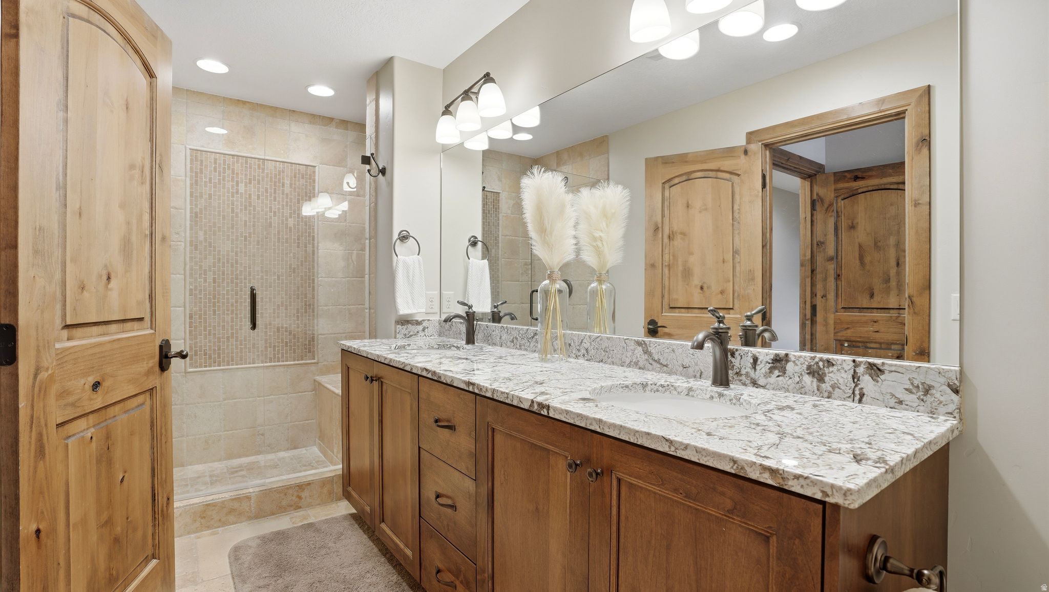 SHORES PLAT B - Residential