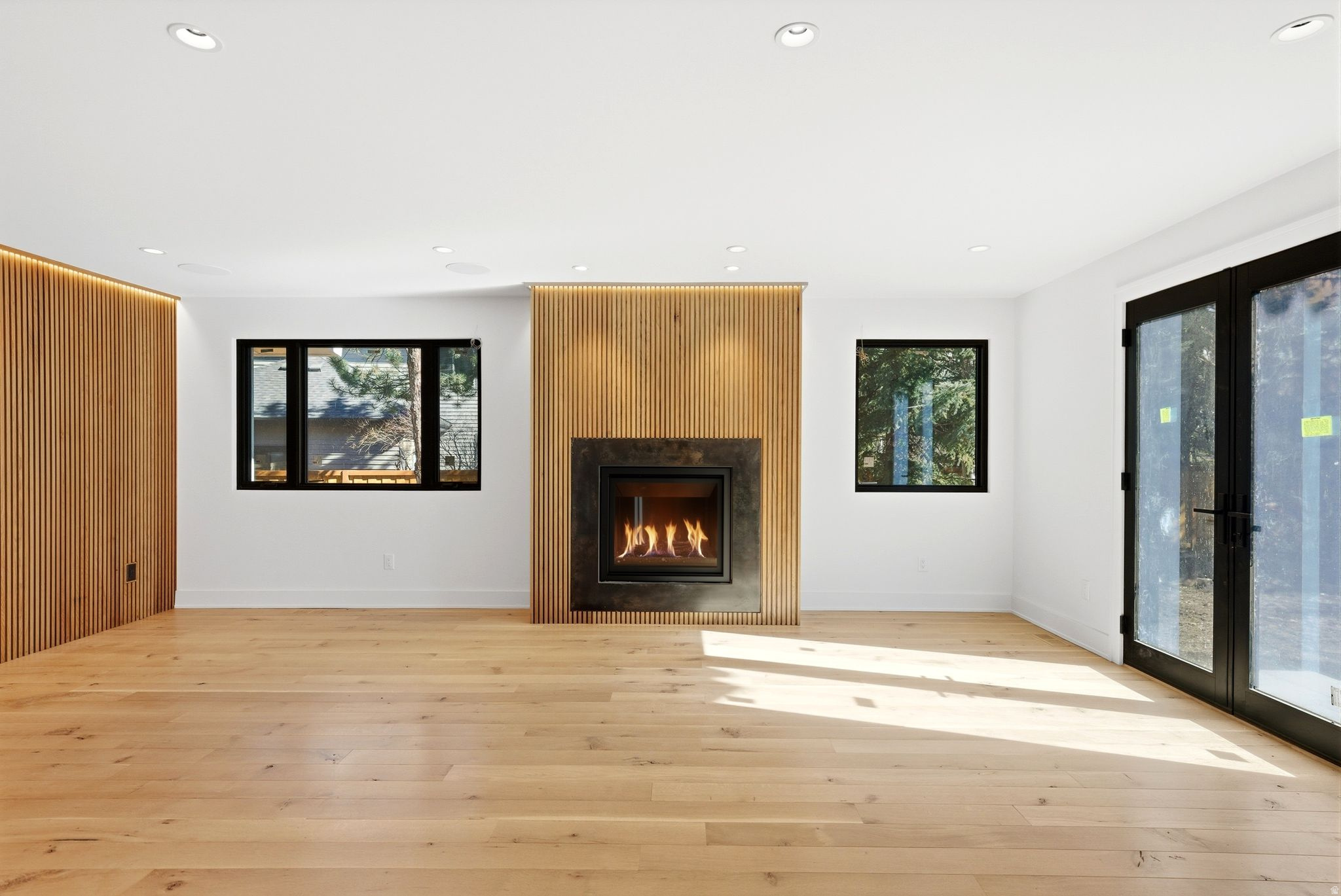 SILVER SPRINGS - Residential