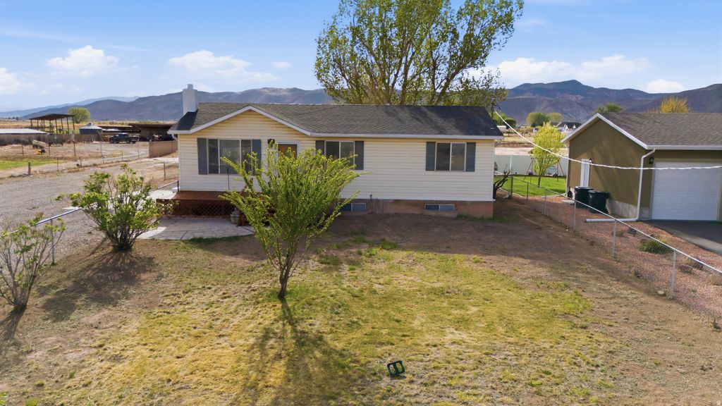 Photo of 337 N MAIN ST, Central Valley, UT 84754 (MLS # 2152430)
