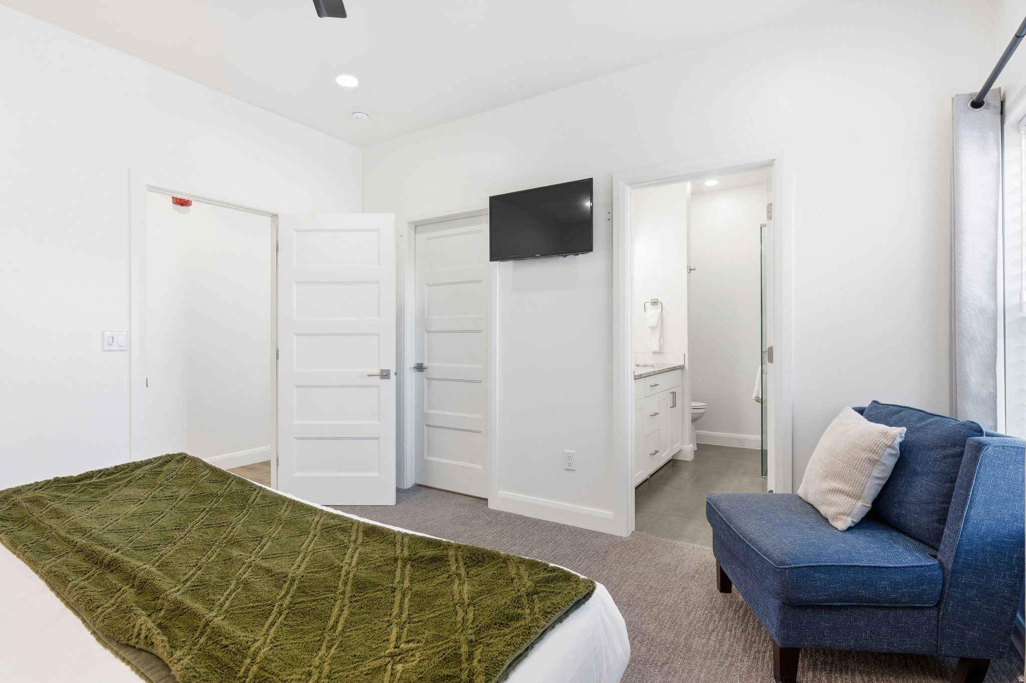 COTTAGES AT THE VILLAGE AT STUCKI FARMS - Residential