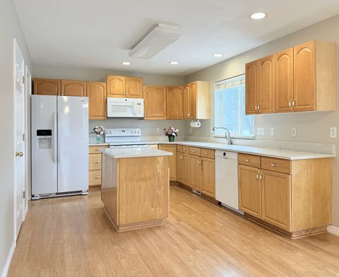 Tiny photo for 1121 W 1800 N, Mapleton, UT 84664 (MLS # 2136415)