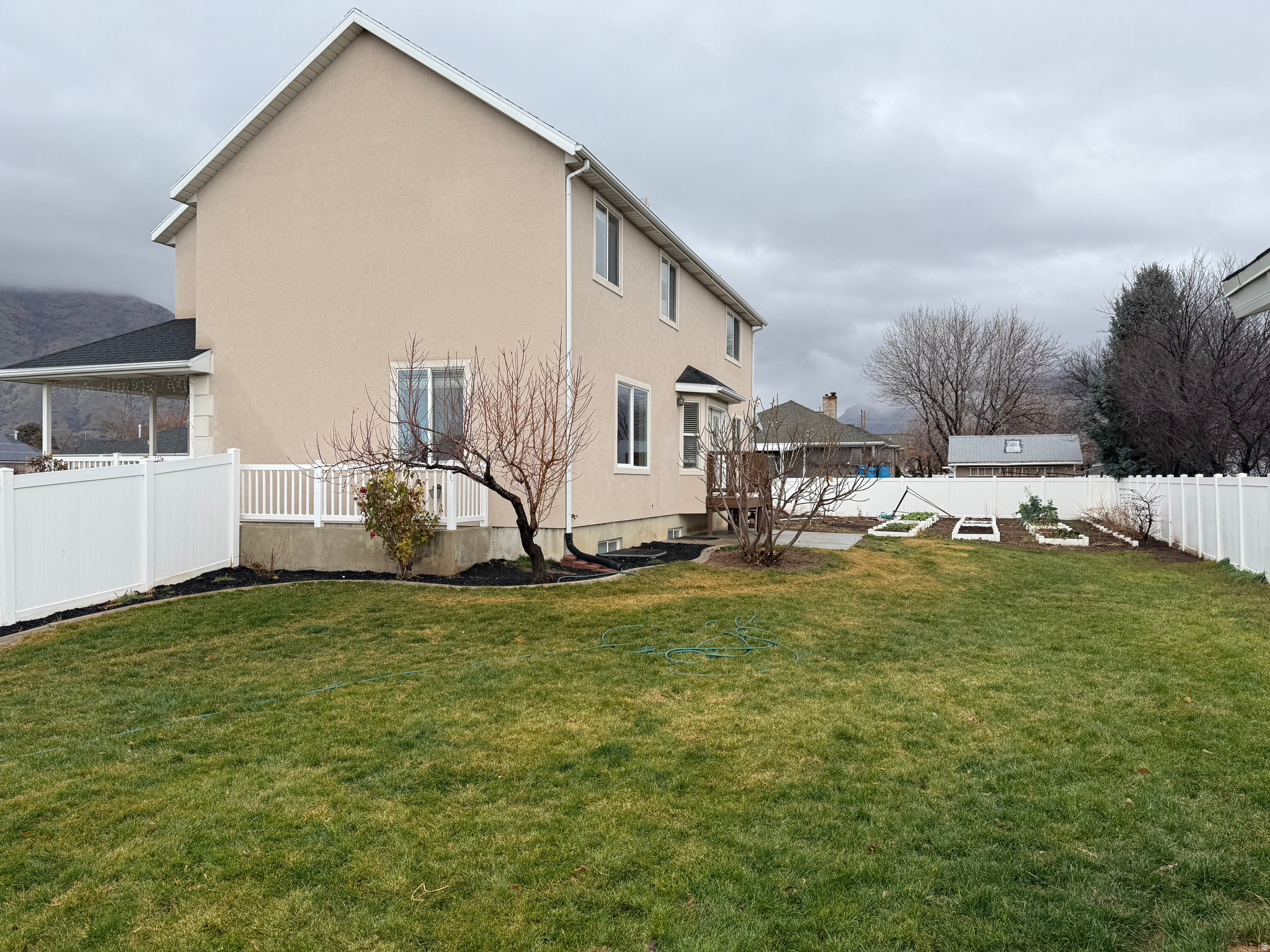 SEALS ORCHARDS ESTATES - Residential