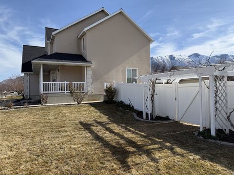 Tiny photo for 1121 W 1800 N, Mapleton, UT 84664 (MLS # 2136415)