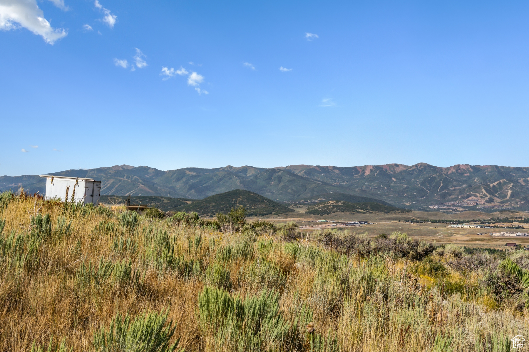 ELK RIDGE BLUFFS - Land