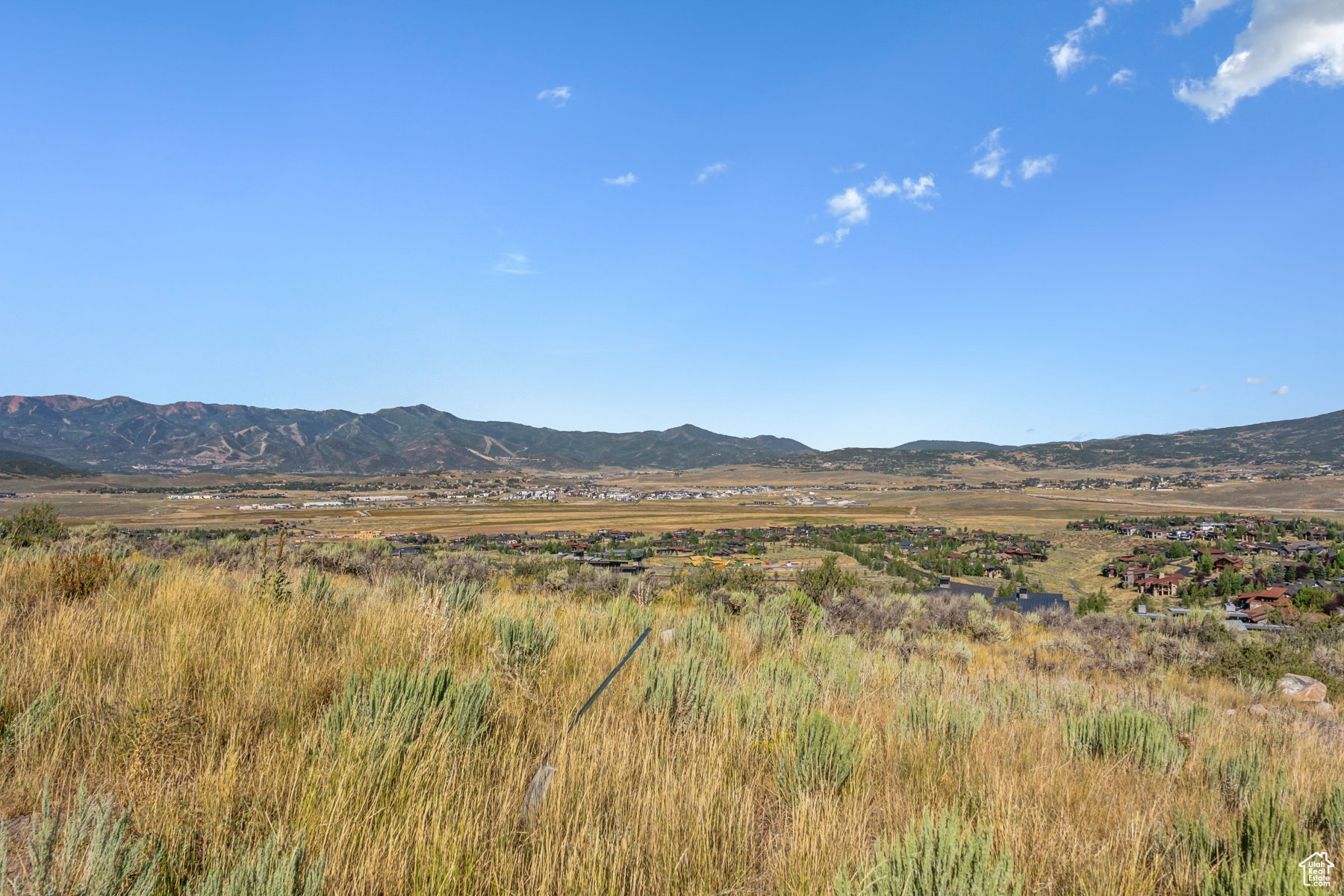 ELK RIDGE BLUFFS - Land