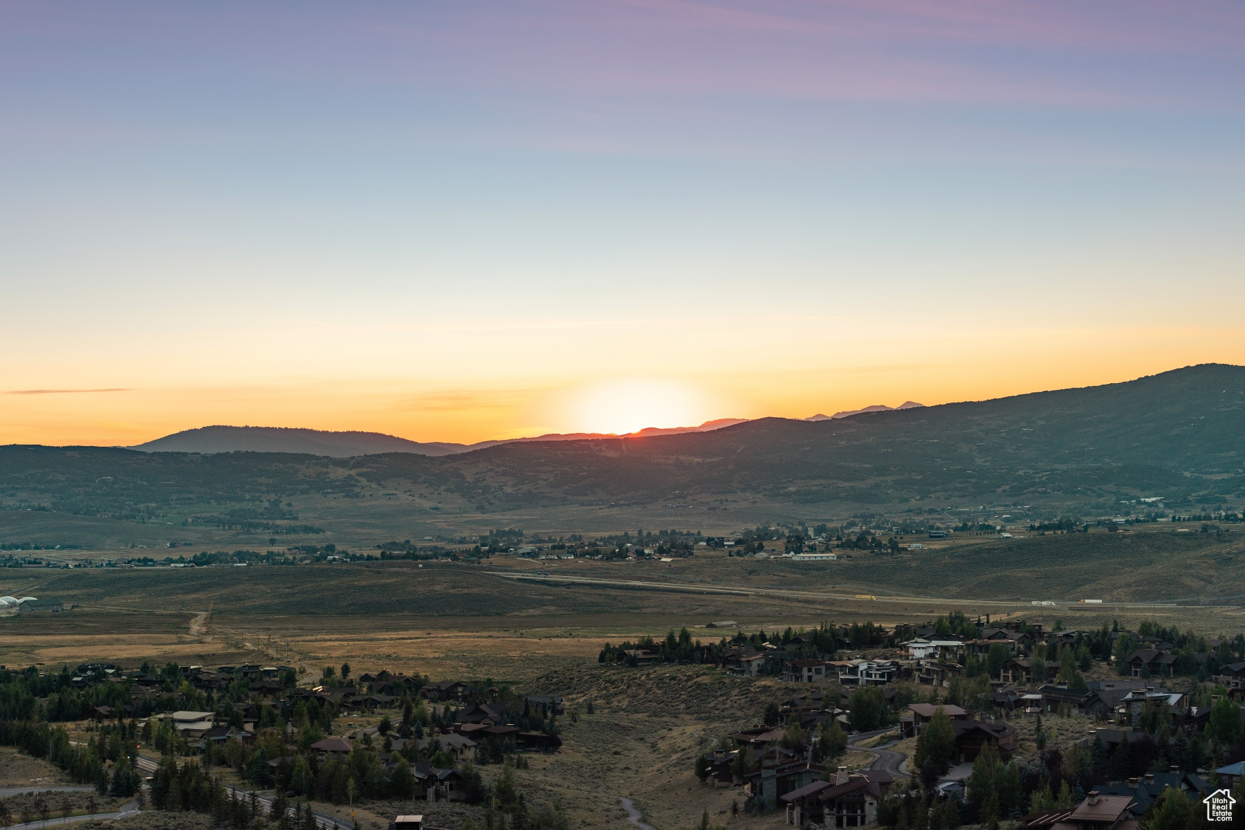 ELK RIDGE BLUFFS - Land