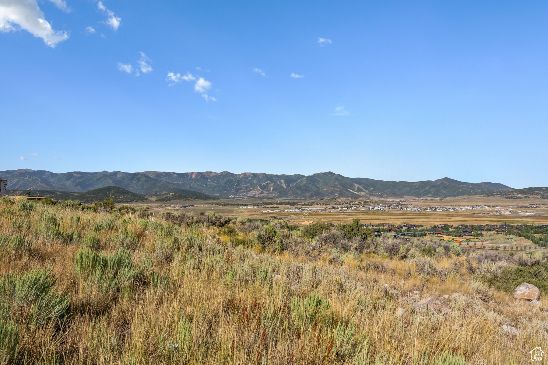 ELK RIDGE BLUFFS - Land