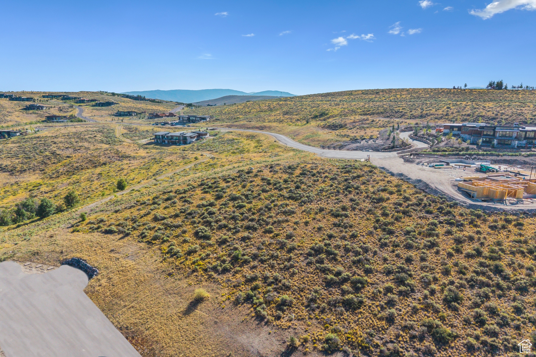 ELK RIDGE BLUFFS - Land