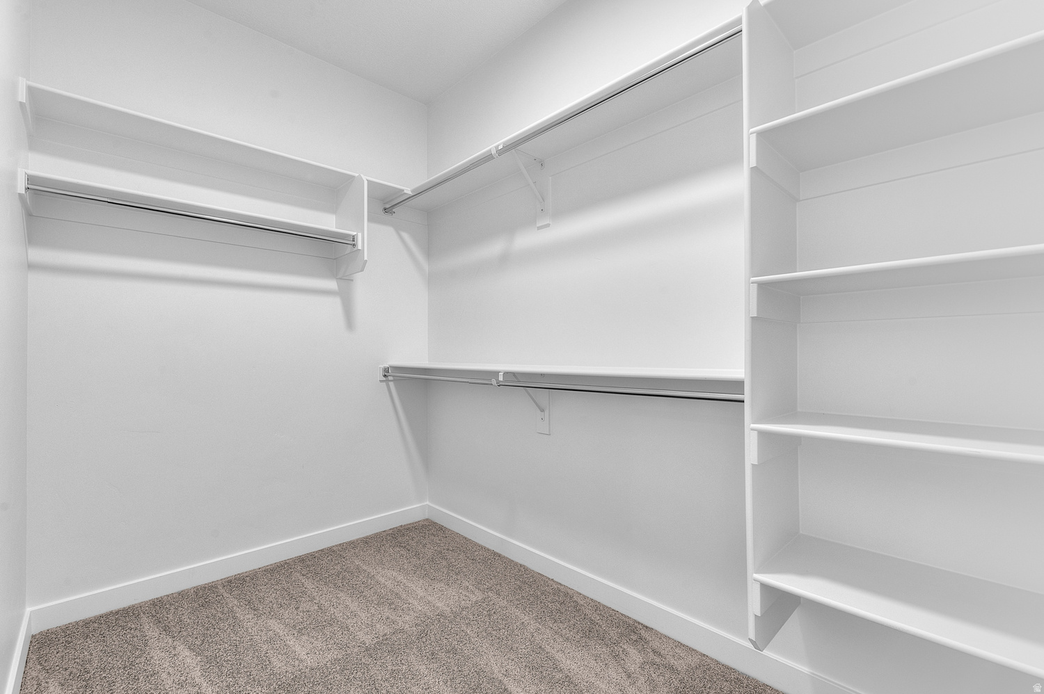 JORDAN WALK TOWNS 202 - Residential