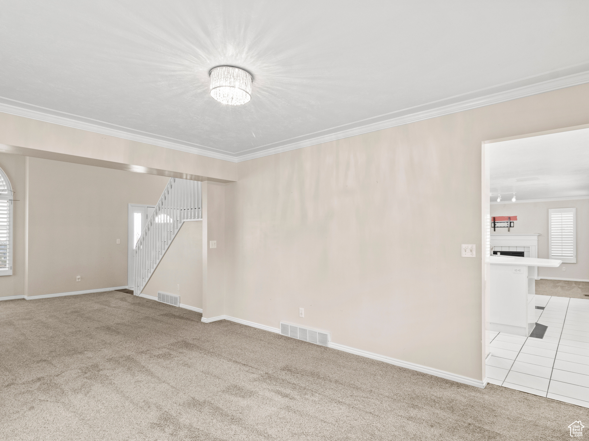 HOLMES ESTATES - Residential