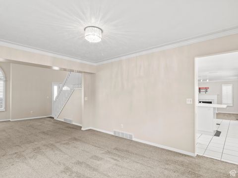 Tiny photo for 718 E 200 S, Bountiful, UT 84010 (MLS # 2117982)
