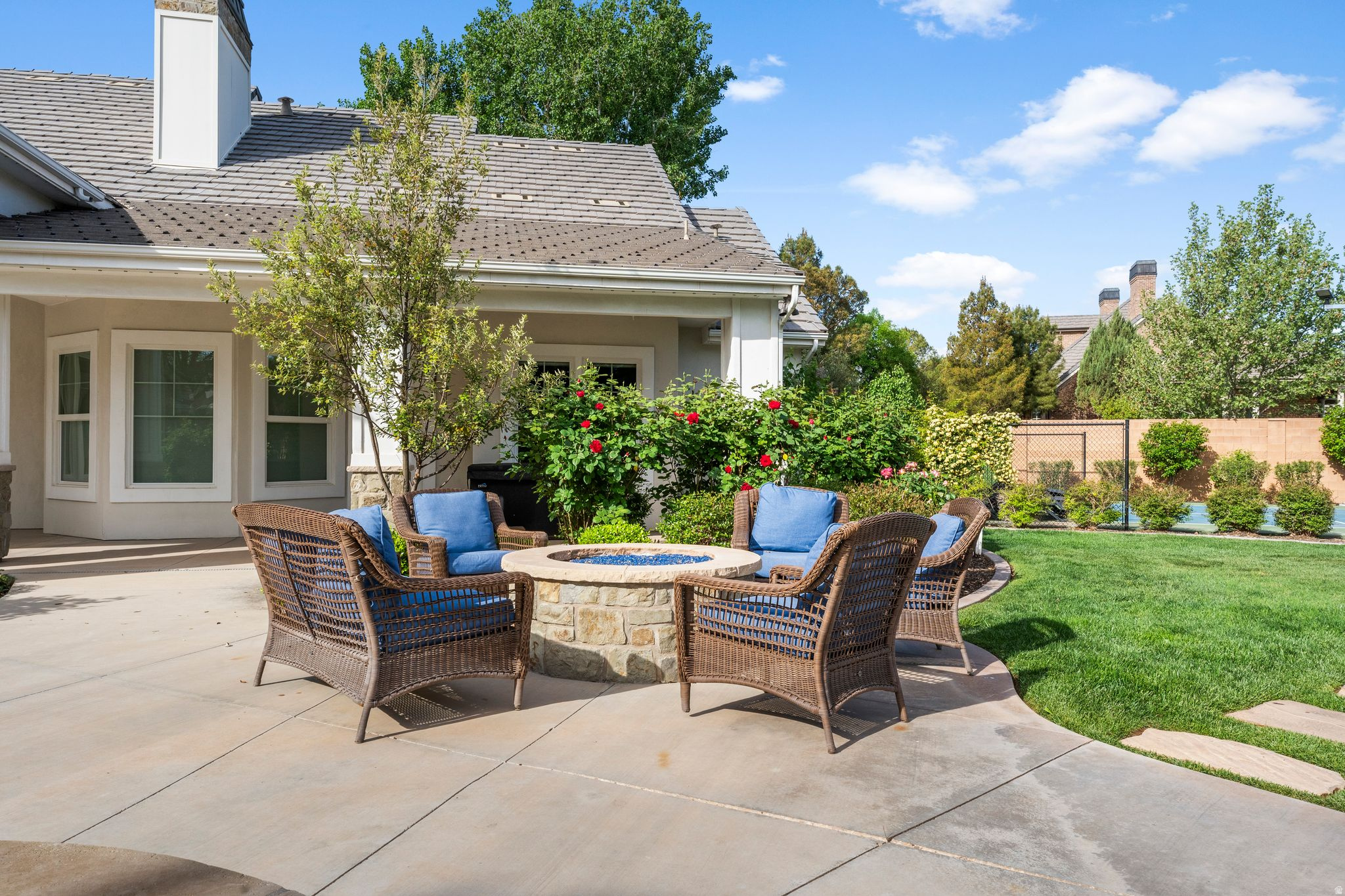 OLD FARM ESTATES - Residential