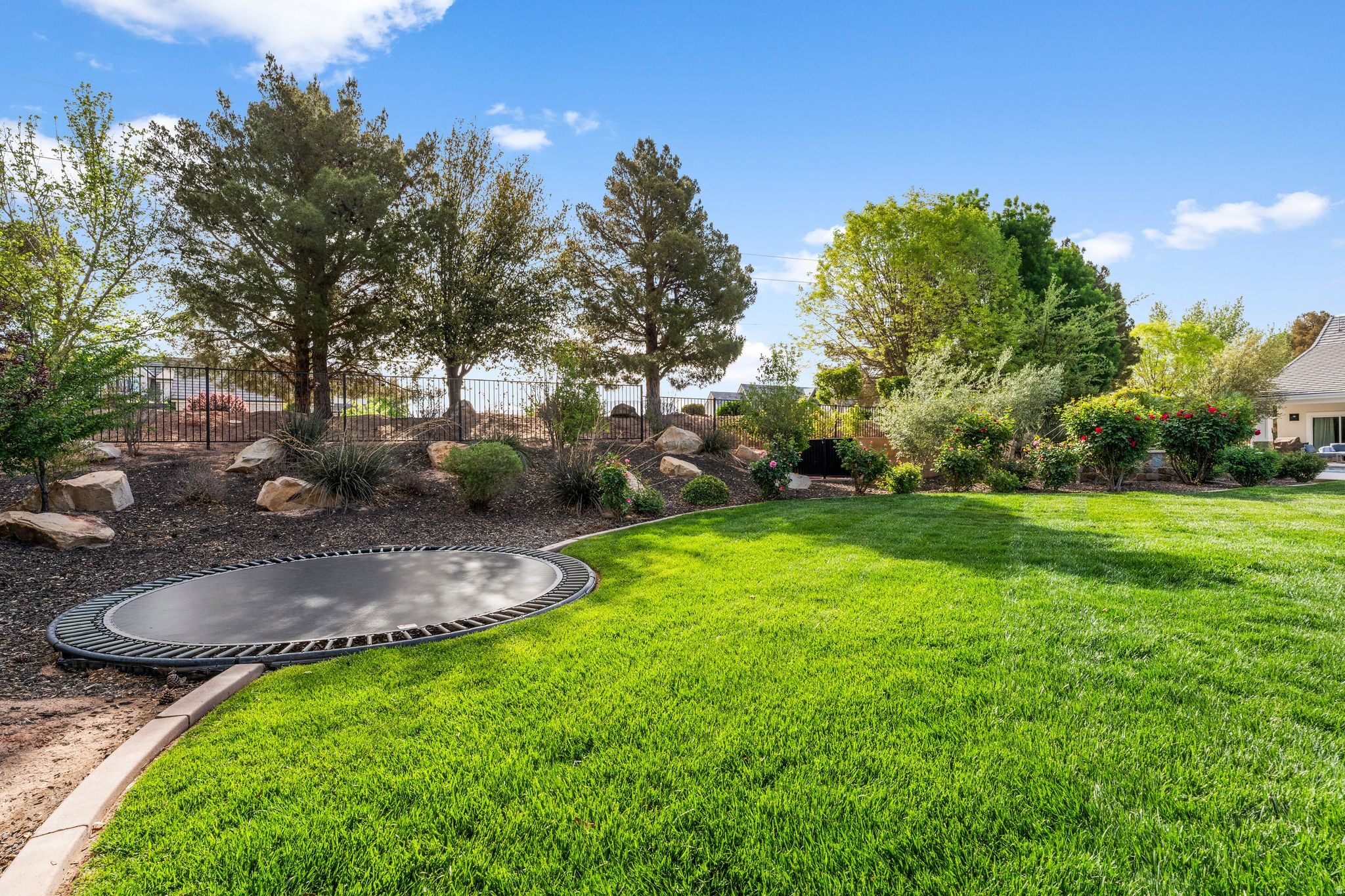 OLD FARM ESTATES - Residential