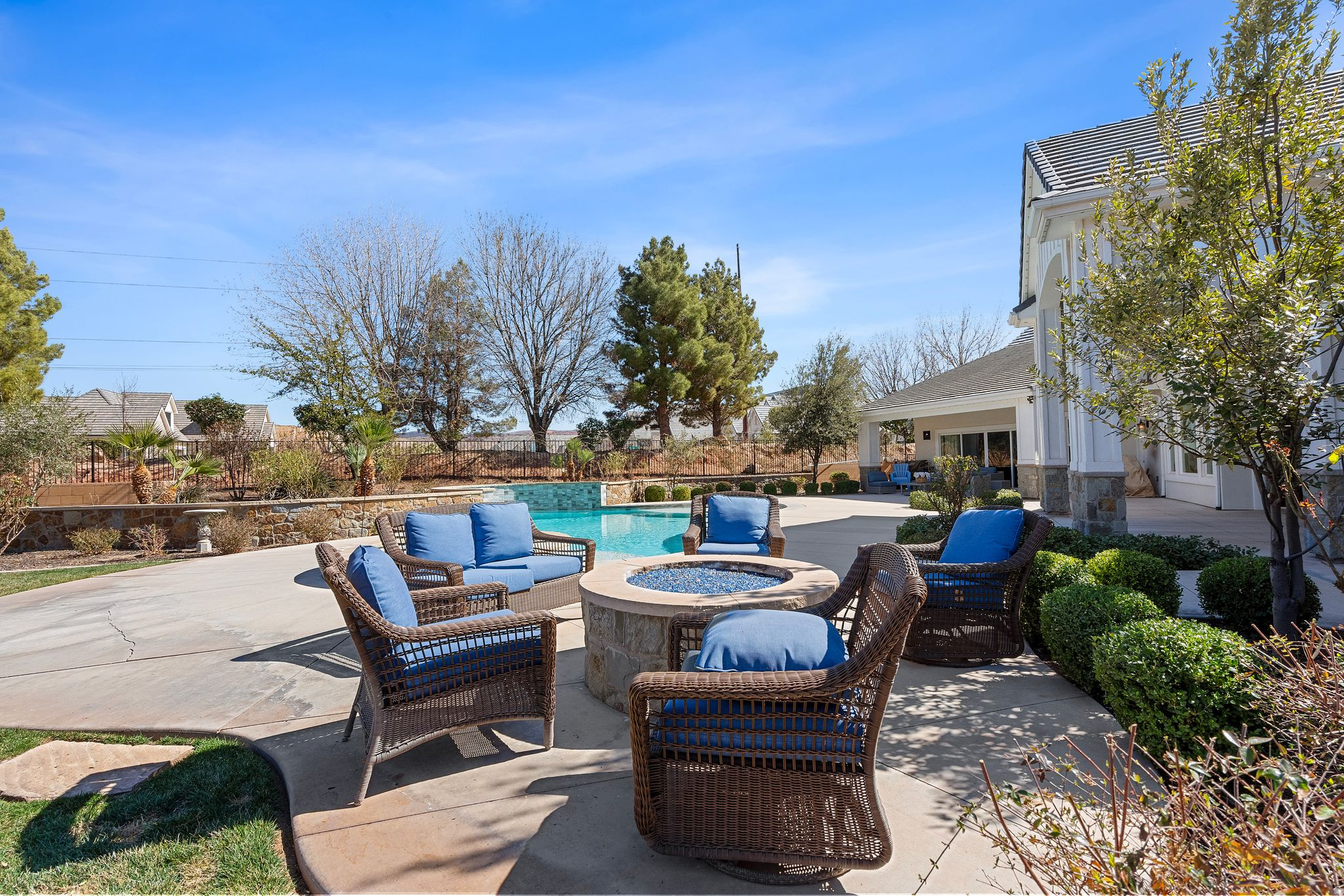 OLD FARM ESTATES - Residential