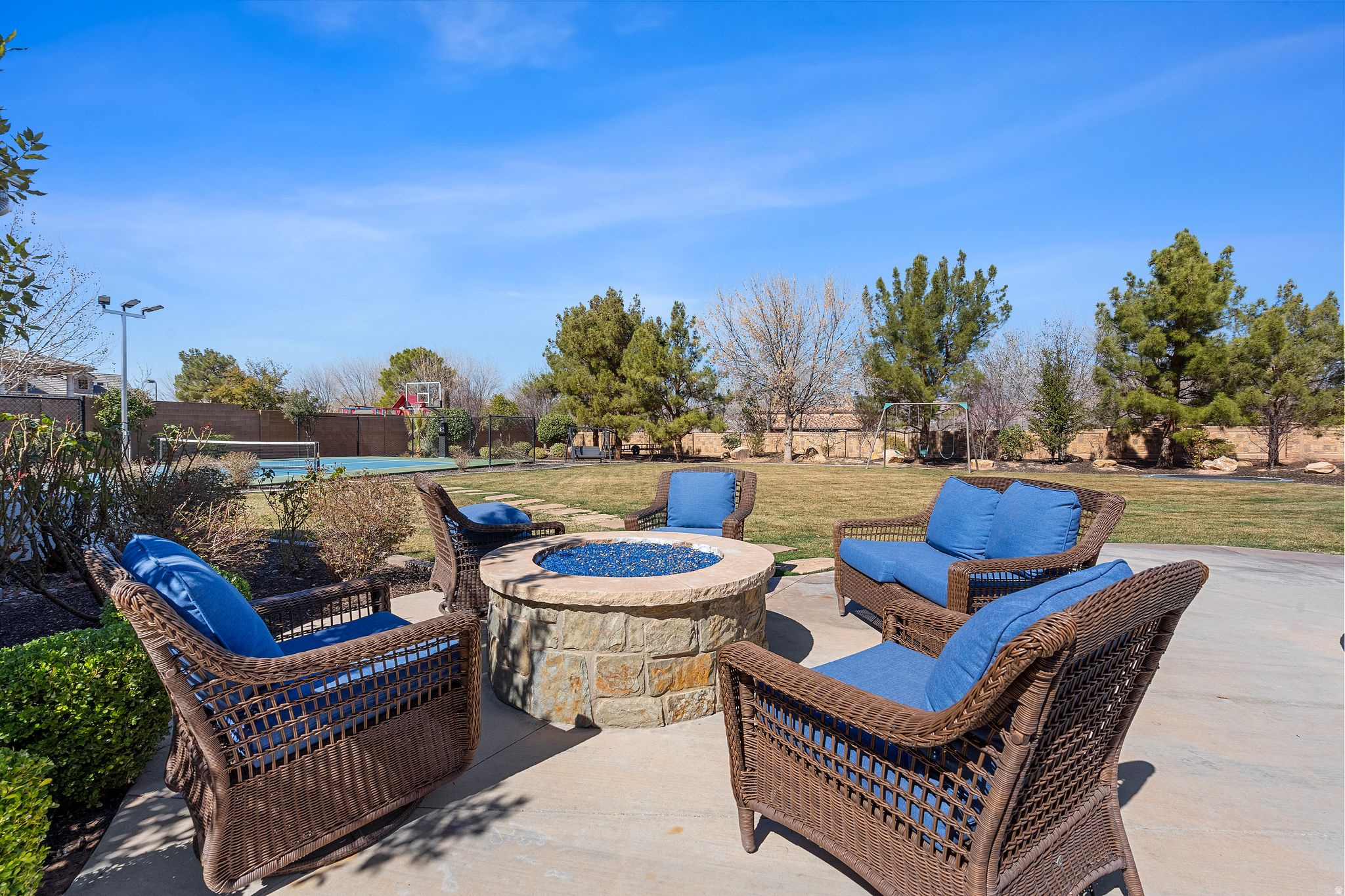 OLD FARM ESTATES - Residential