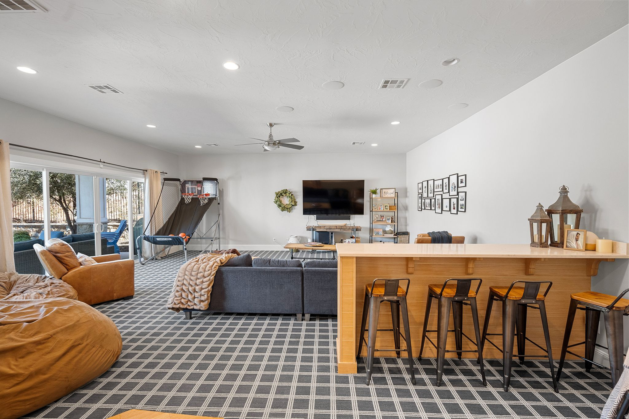 OLD FARM ESTATES - Residential