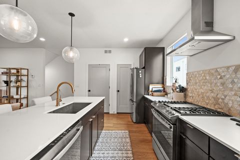 Tiny photo for 504 E ALICE WAY, Layton, UT 84041 (MLS # 2145012)