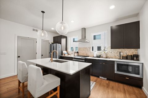 Tiny photo for 504 E ALICE WAY, Layton, UT 84041 (MLS # 2145012)