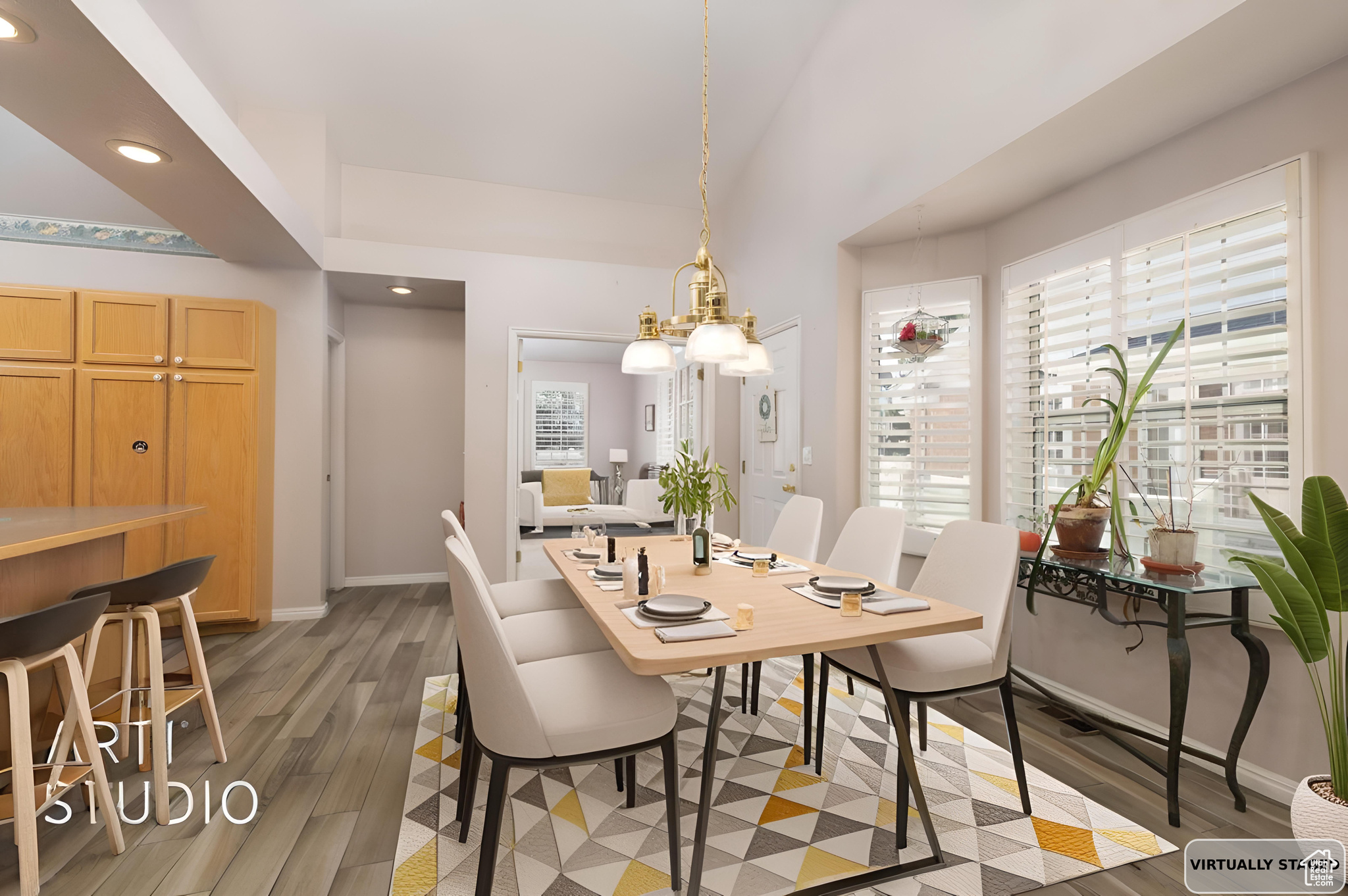 COUNTRY CORNER CONDO - Residential