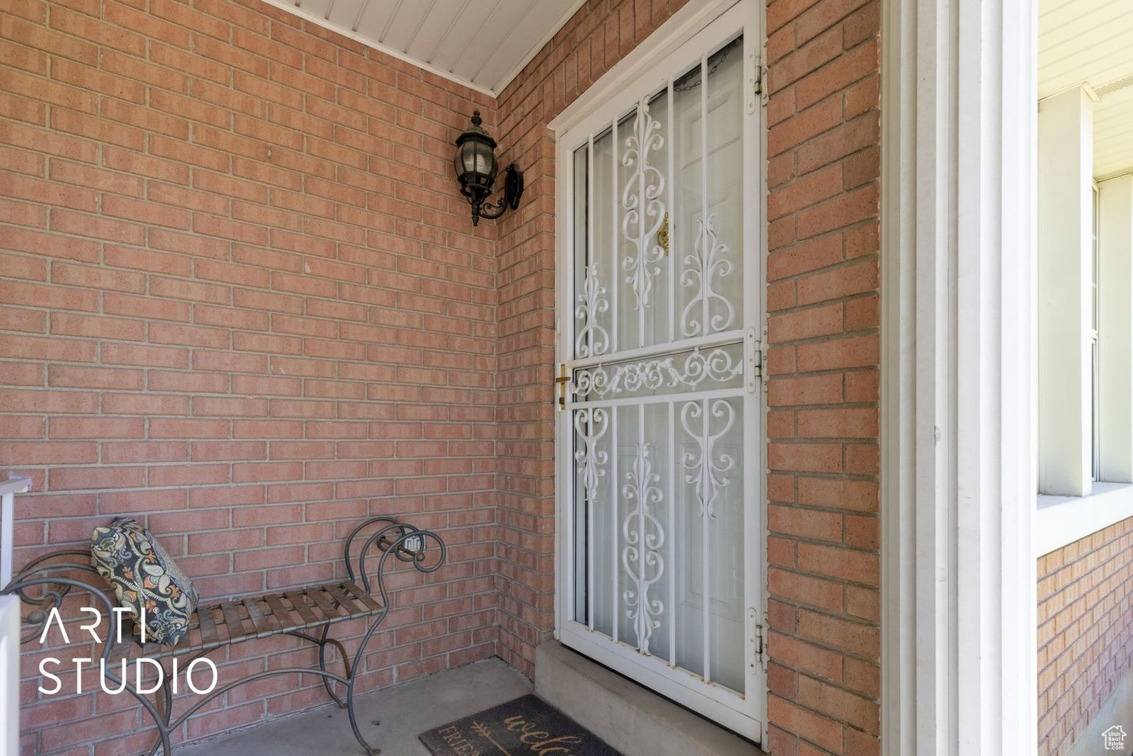 COUNTRY CORNER CONDO - Residential