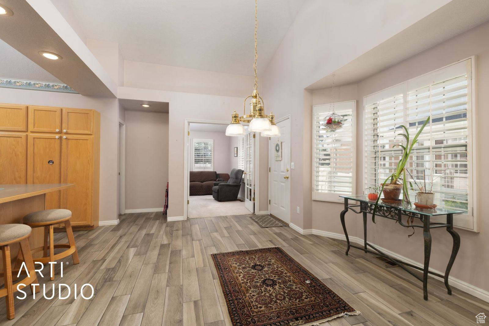 COUNTRY CORNER CONDO - Residential