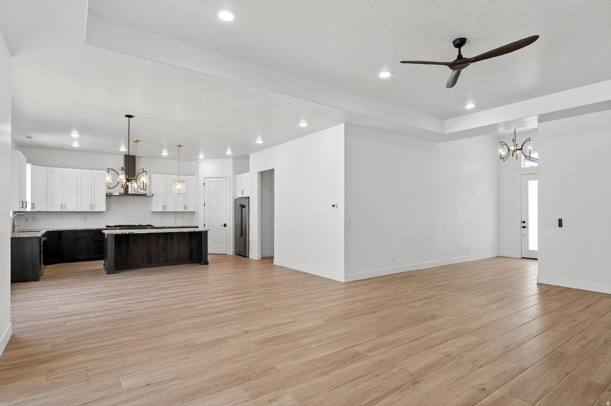 SADDLEBACK RIDGE - Residential