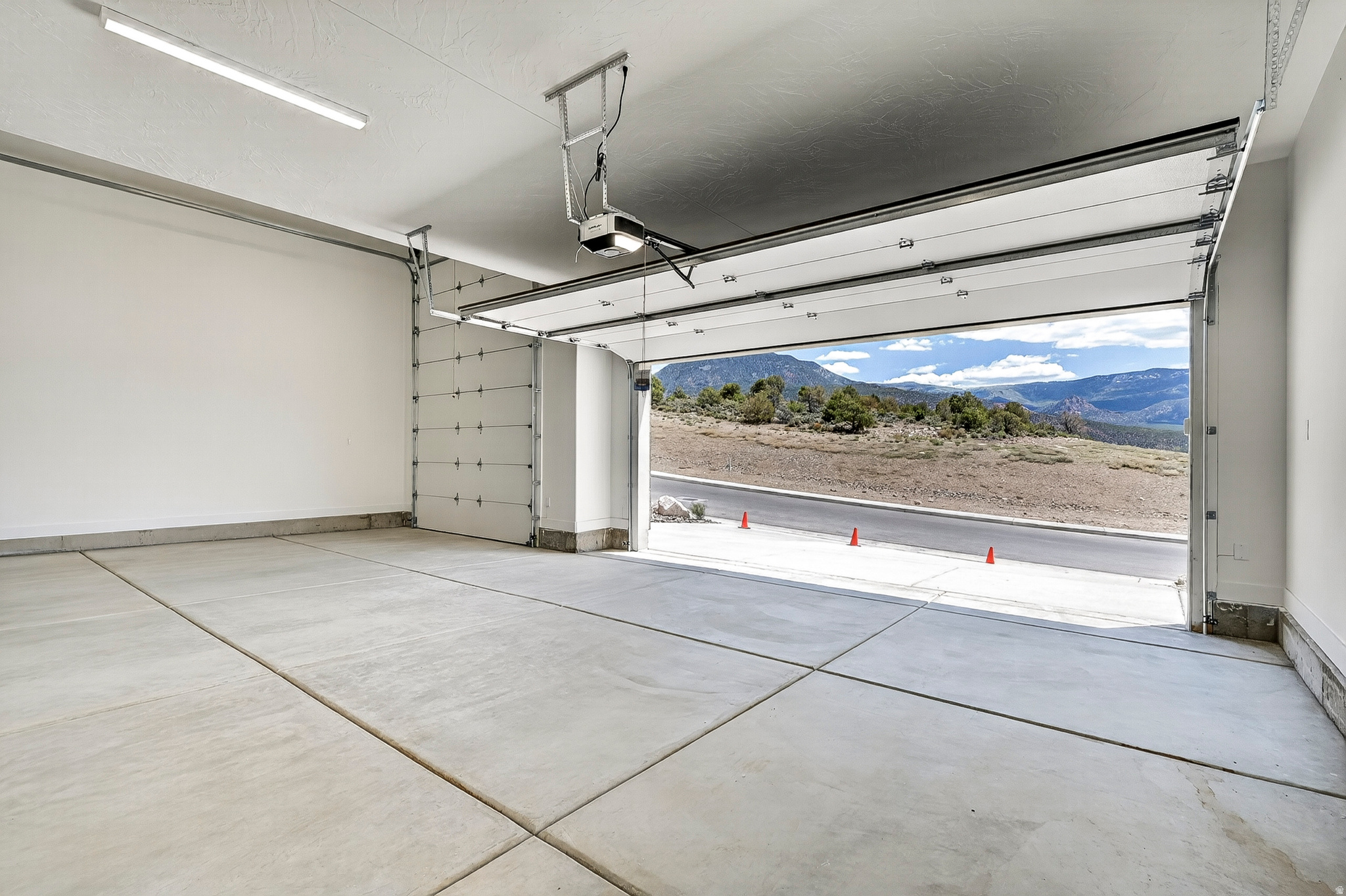 SADDLEBACK RIDGE - Residential