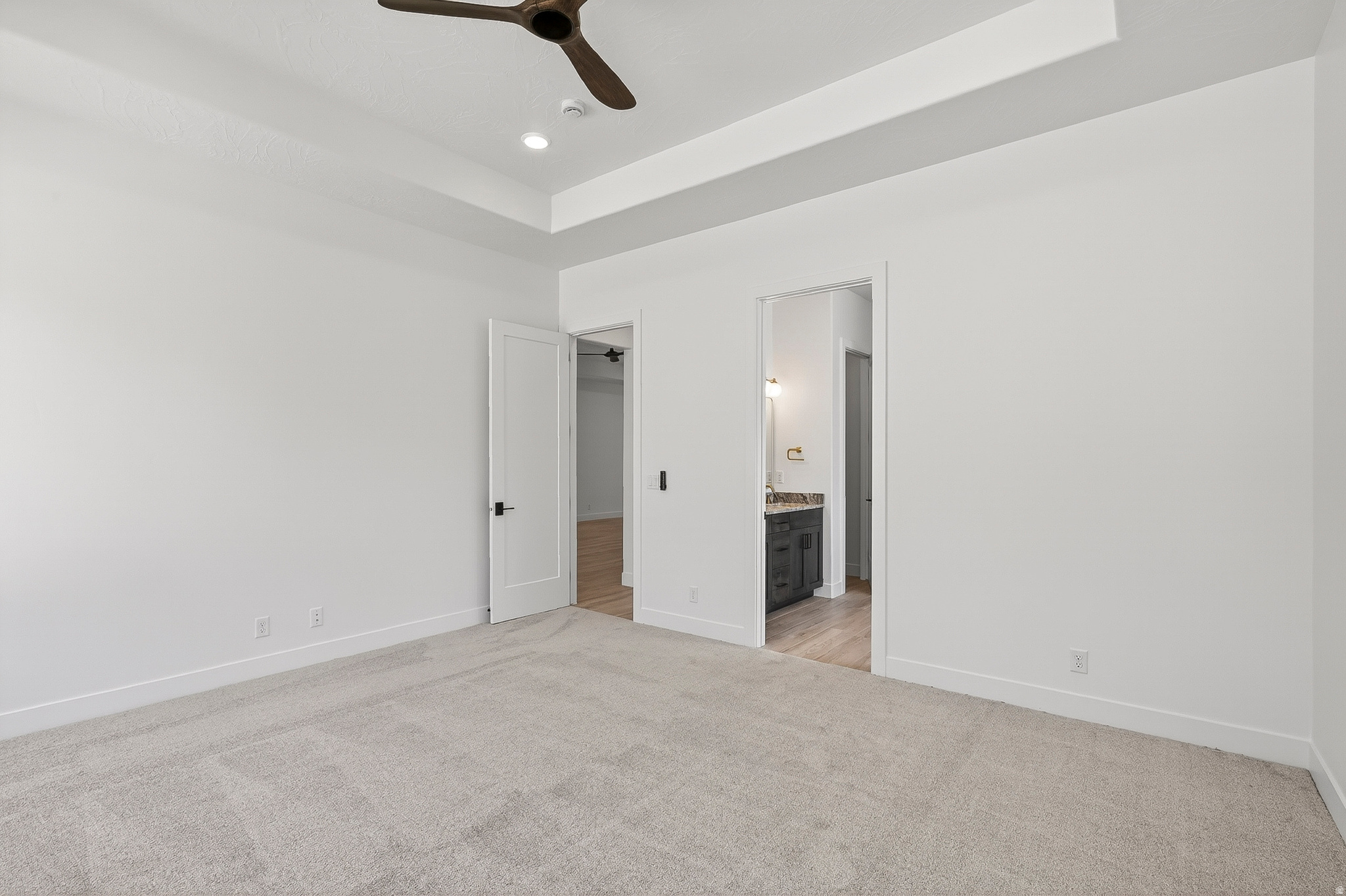 SADDLEBACK RIDGE - Residential