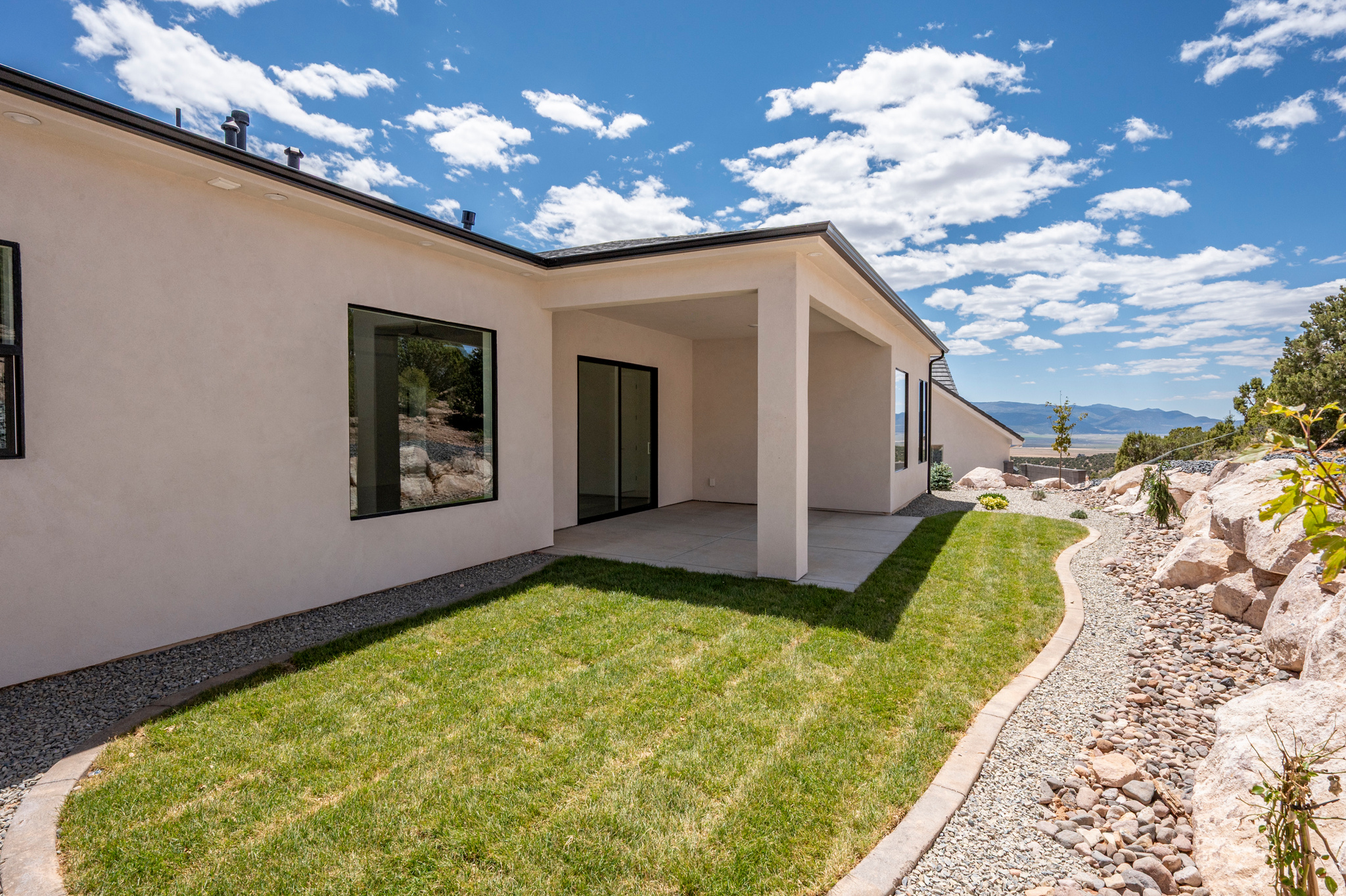 SADDLEBACK RIDGE - Residential