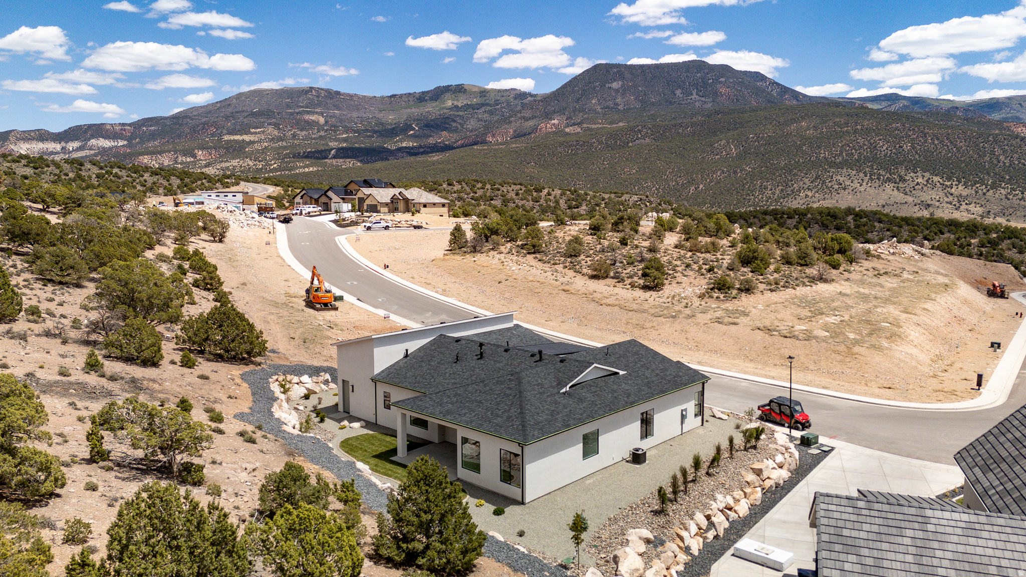 SADDLEBACK RIDGE - Residential