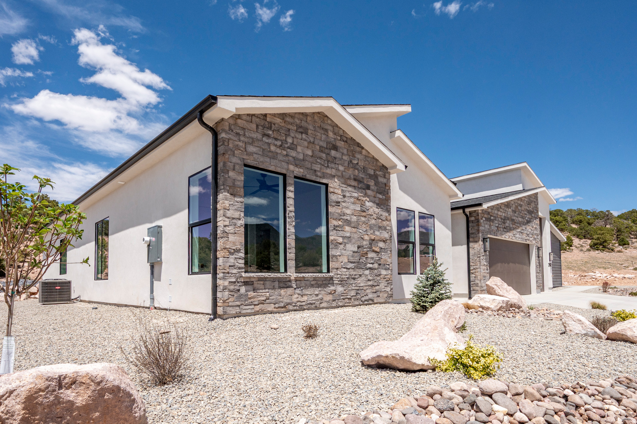 SADDLEBACK RIDGE - Residential