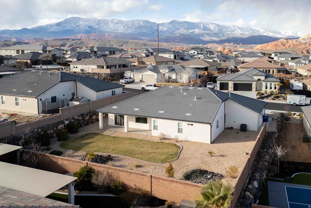 Photo of 1925 W 180 N, Hurricane, UT 84737 (MLS # 2138558)